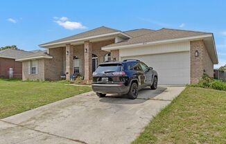 4 beds, 2 baths, $2,095