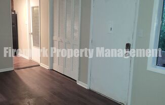 2 beds, 1 bath, 1,000 sqft, $1,100, Unit 12