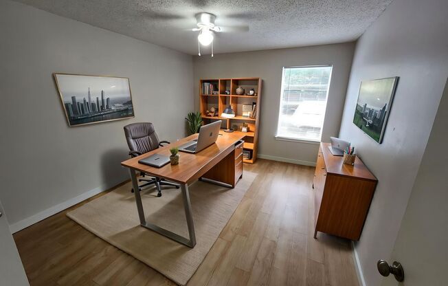 2 beds, 1 bath, 900 sqft, $1,299, Unit ELP2202-150