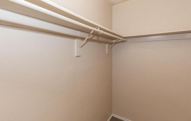 2 beds, 2 baths, 850 sqft, $1,499