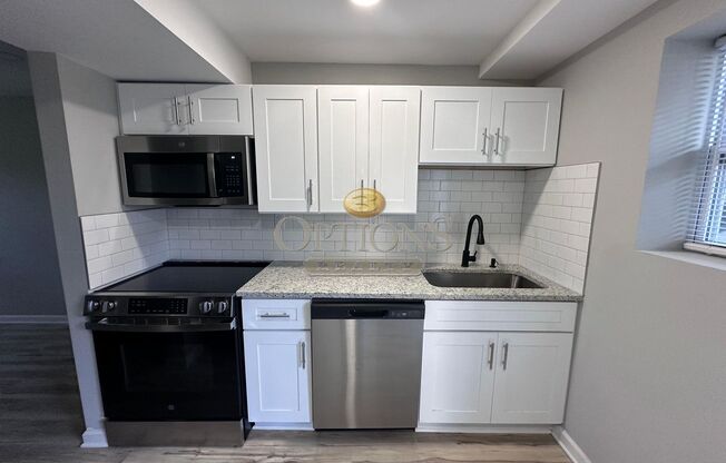 Beautifully Remodel 2 Bedroom Apartment