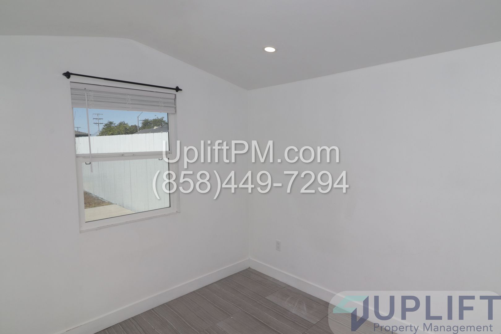 Modern Studio W/ patio
