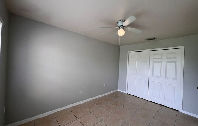 Fence Duplex for Rent- 630 SE 14th St. - Available Now!