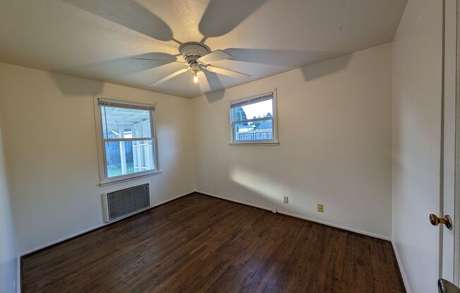 2 beds, 1 bath, $1,785