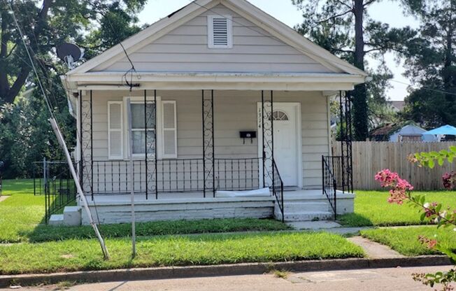 3 beds, 1 bath, $1,750