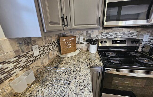 3 beds, 2.5 baths, 1,550 sqft, $1,825, Unit 3061