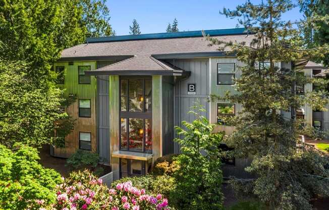 Duet Apartments in Lynnwood, Washington Exterior