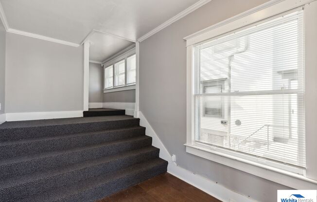 2 beds, 1 bath, 1,191 sqft, $1,395, Unit Unit 2