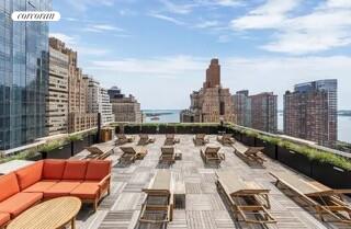 Studio, 1 bath, 552 sqft, $3,395, Unit 720