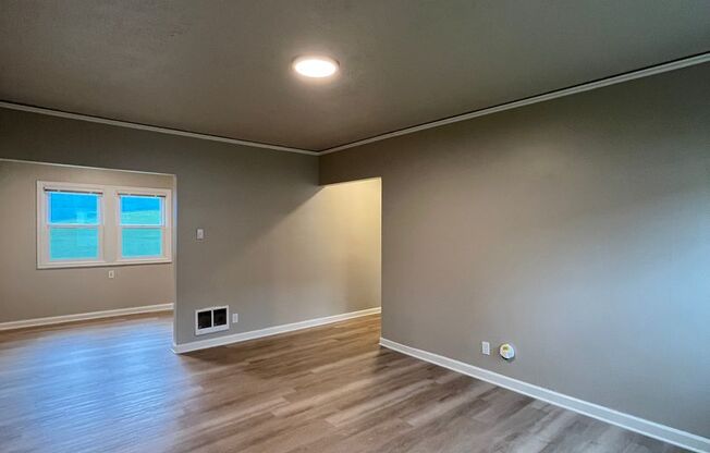 6411 Albina by Star Metro
