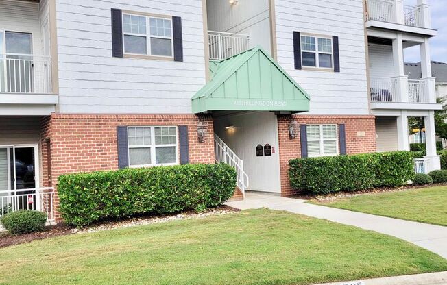2BD/2BA Condo in Chesapeake New Paint & New Carpet!!