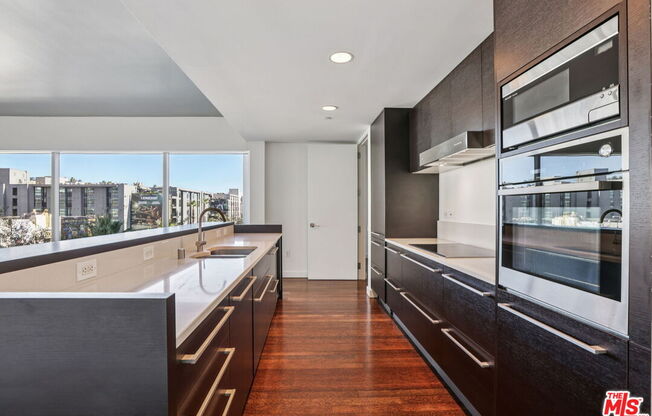 2 beds, 2.5 baths, 2,000 sqft, $7,995, Unit 5A