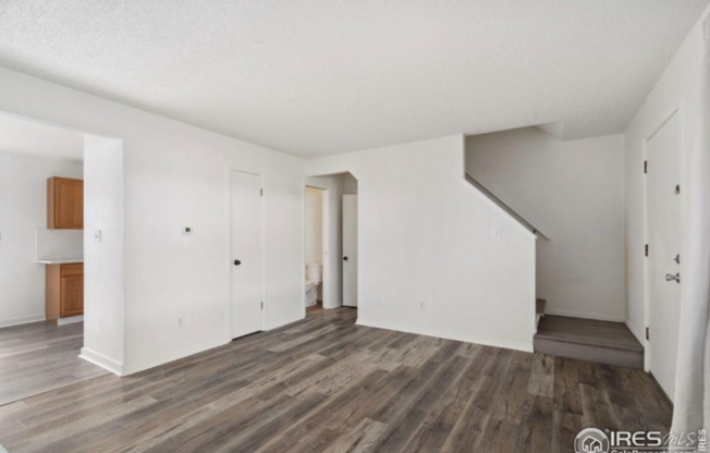 3021 11 AVE