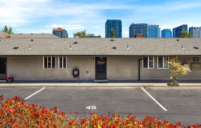 970 100 AVE NE