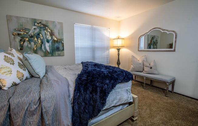 1 bed, 1 bath, 702 sqft, $819