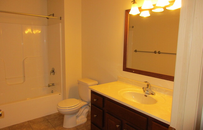 2 beds, 2 baths, 1,200 sqft, $1,495, Unit 3717-204