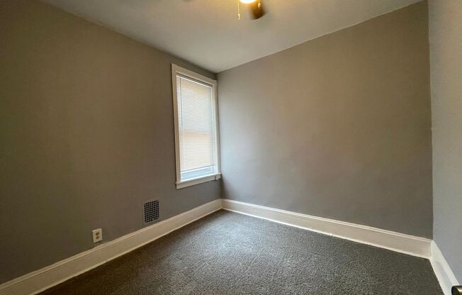 3 beds, 1 bath, $1,650