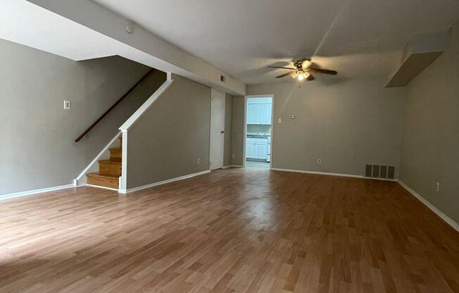 Spacious 3 Bedroom Townhouse in Franklintown!