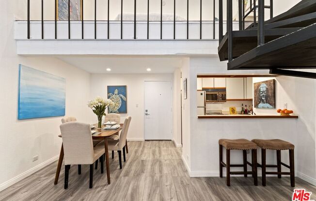 2 beds, 1 bath, 829 sqft, $3,499, Unit 328