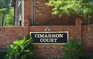 Charming 2BR Condo in Dallas