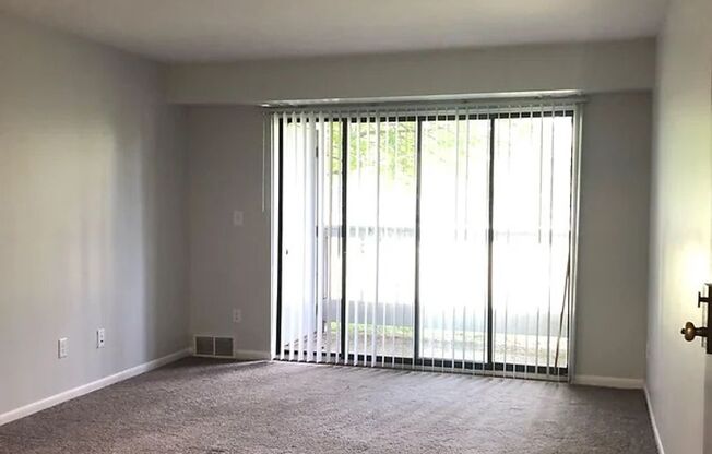 2 beds, 2 baths, 960 sqft, $1,549