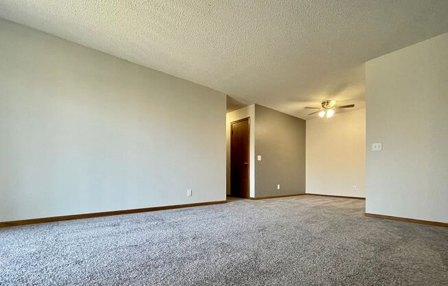 1 bed, 1 bath, 769 sqft, $975, Unit WIL-117