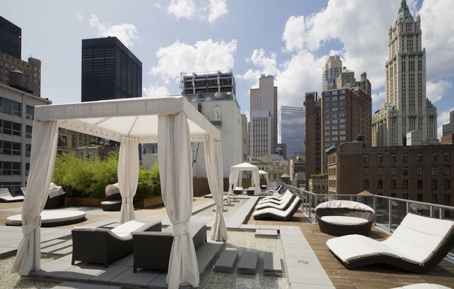 111 FULTON ST
