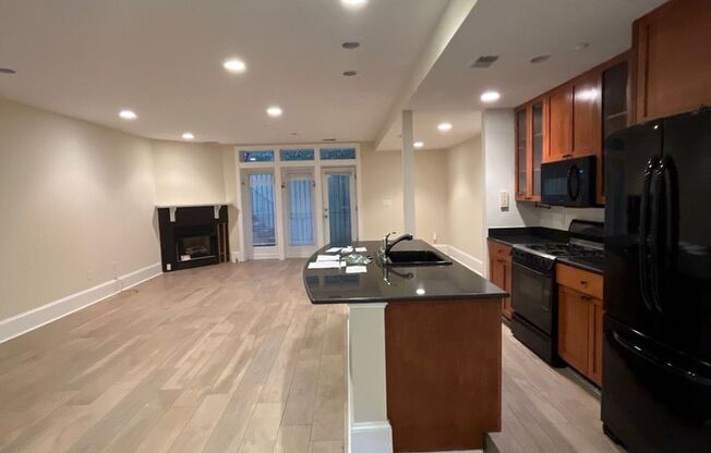 Updated 2 Bed / 2 Bath English Basement Condo in Dupont Circle