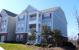 Rent special! 1 BR/ 1 BA Fabulous Two-Level Condo in Bristol Village Available Now!