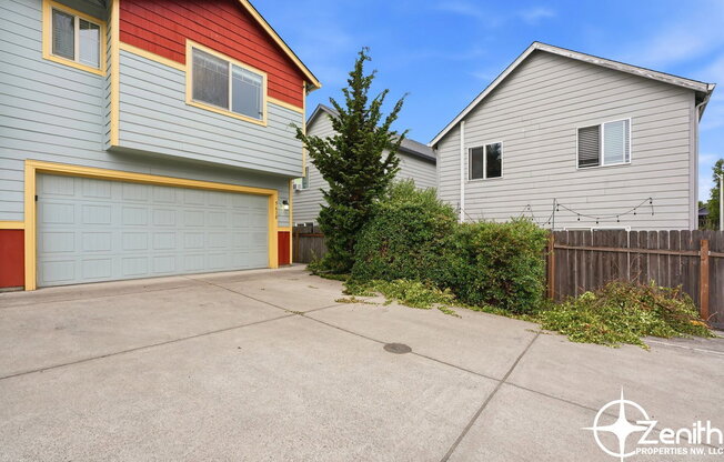 5618 NE 74 CT