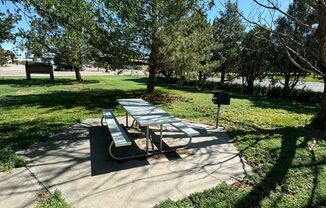 2 beds, 1 bath, 776 sqft, $825, Unit 13