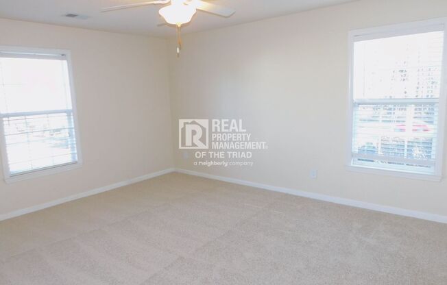 2 beds, 2 baths, $1,295