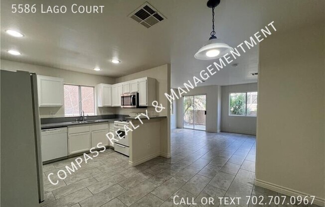 5586 LAGO CT