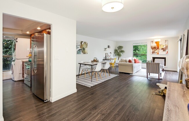 CLICK "REQUEST A TOUR" NOW!