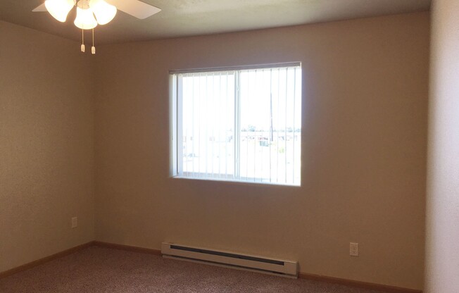 2 beds, 2 baths, 1,092 sqft, $1,195, Unit 1325-205