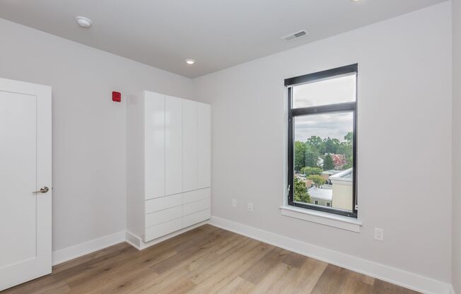 2 beds, 2 baths, 897 sqft, $3,983, Unit Apt # 410