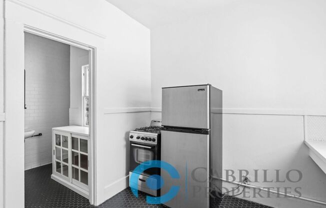 Casa Blanca Apartments