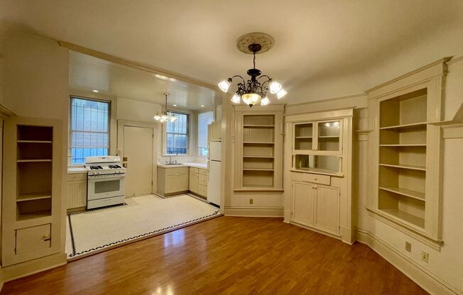 2411-2423 Post Street (1021r)