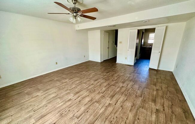 2 beds, 1.5 baths, 1,156 sqft, $1,050, Unit #816