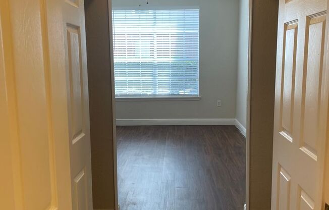 1 bed, 1 bath, $1,595