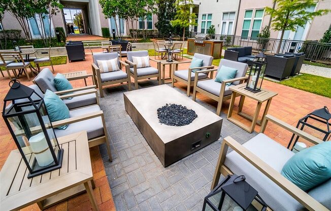 Parkside at Firewheel outdoor patio