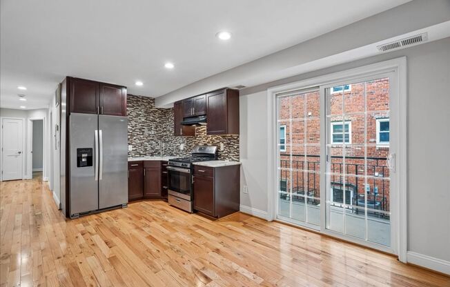 1 and 3 bedroom apartments with utilities