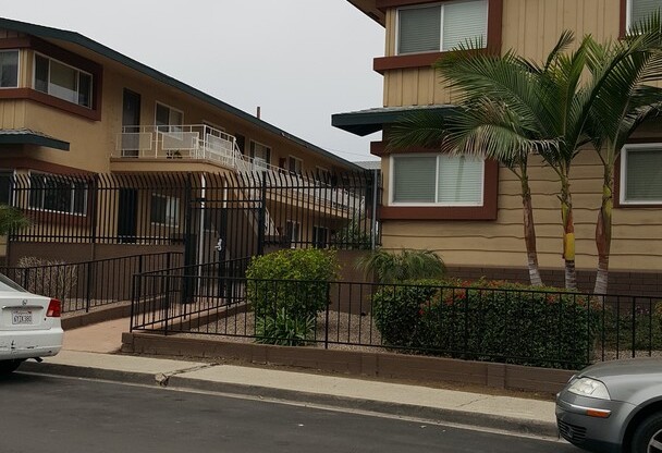 51st Street Apartments FSD