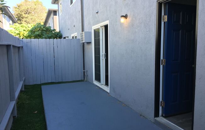 2 beds, 1.5 baths, 866 sqft, $2,995, Unit 811P2