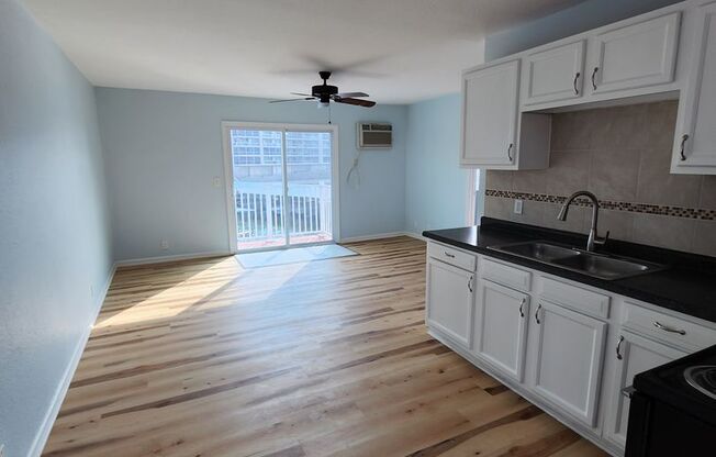 2 beds, 1 bath, $1,200