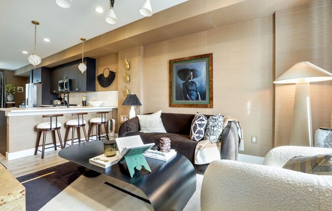 4925 W 10th Ave #103- JR