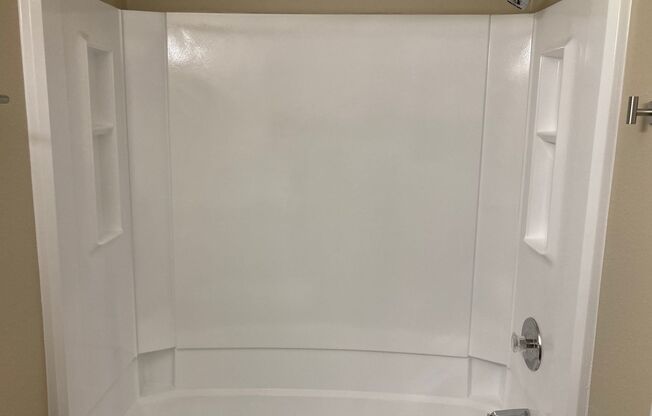 2 beds, 2 baths, 900 sqft, $1,750, Unit 224