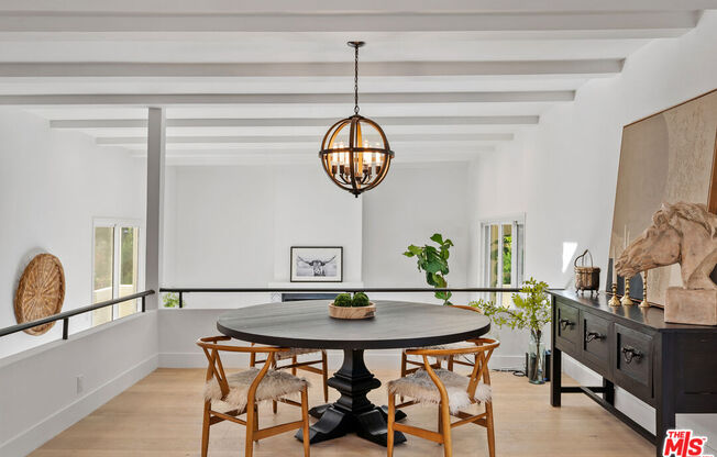 4148 SUNSWEPT DR