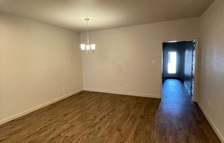 2 beds, 2 baths, $1,395