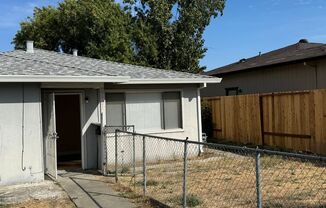 2 beds, 1 bath, $1,695